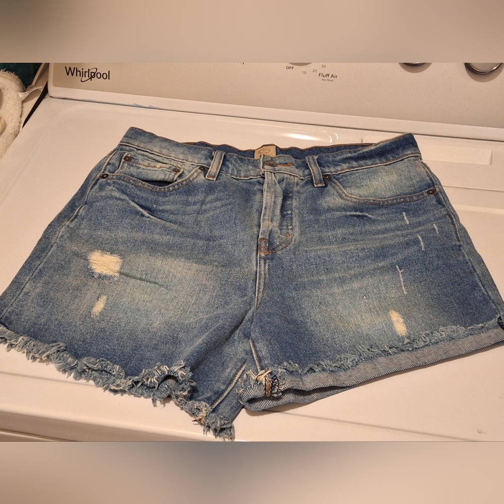 Rip Curl distressed denim short shorts❗Last Chance To Buy‼️